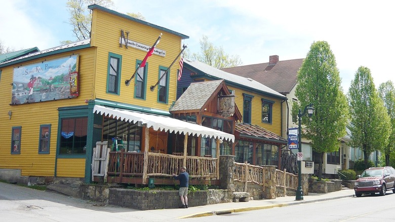 Yellow building on street in Slippery Rock