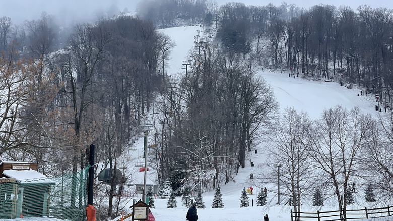 Snowcovered mountain at Roundtop Mountain Resort