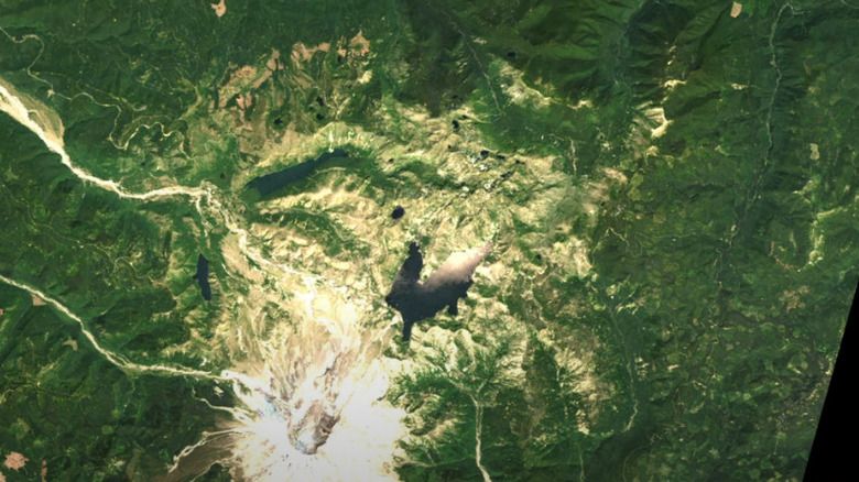 Aerial view of Spirit Lake, Washington
