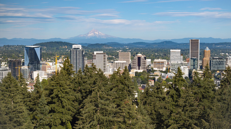 Portland, OR skyline with Mt. Hood in the background