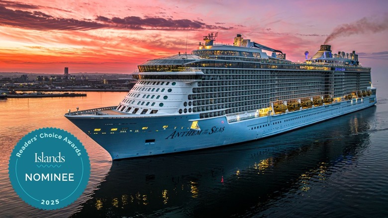 The Anthem of the Seas, Royal Caribbean cruise ship at sea