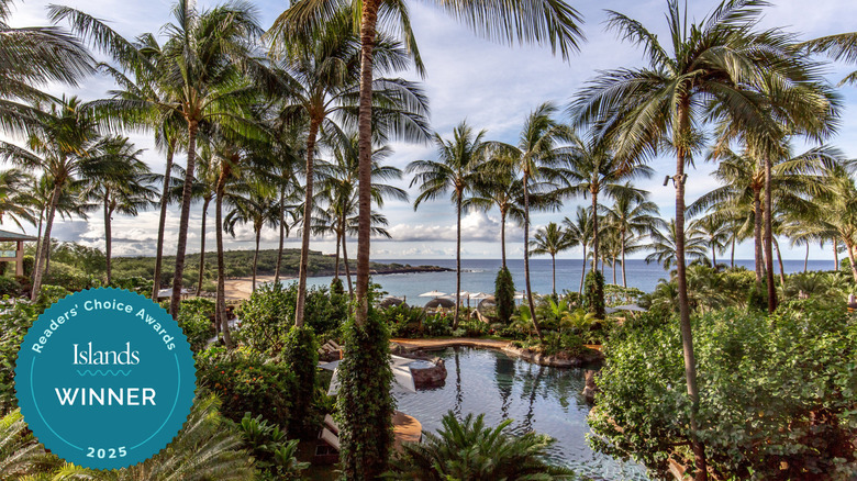 Swimming pool at Four Seasons Resort Lānaʻi