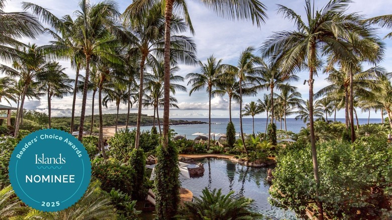 Swimming pool at Four Seasons Resort Lānaʻi
