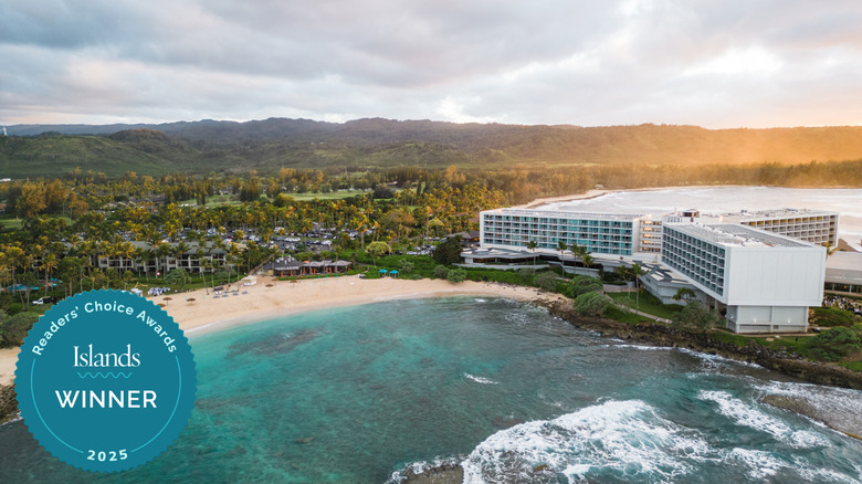 The turquoise waters at The Ritz-Carlton O'ahu, Turtle Bay