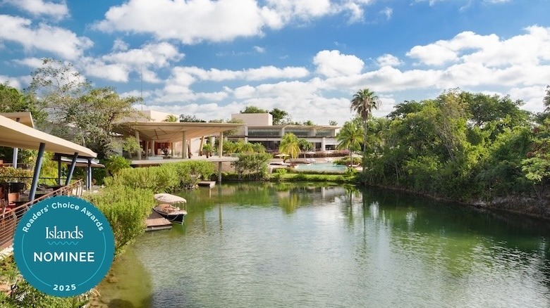 Rosewood Mayakoba hotel with water feature