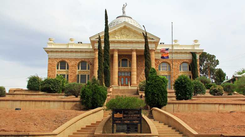 the entrance to the historic Santa Cruz County 1904 courthouse in Nogales, Arizona