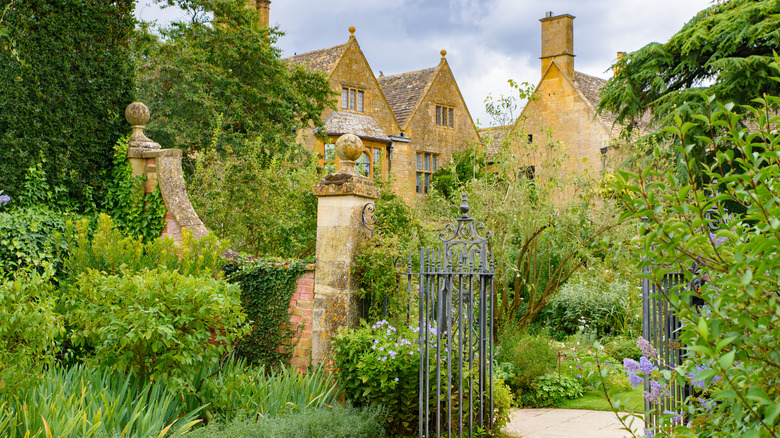 Hidcote Manor garden in the Cotswolds, England