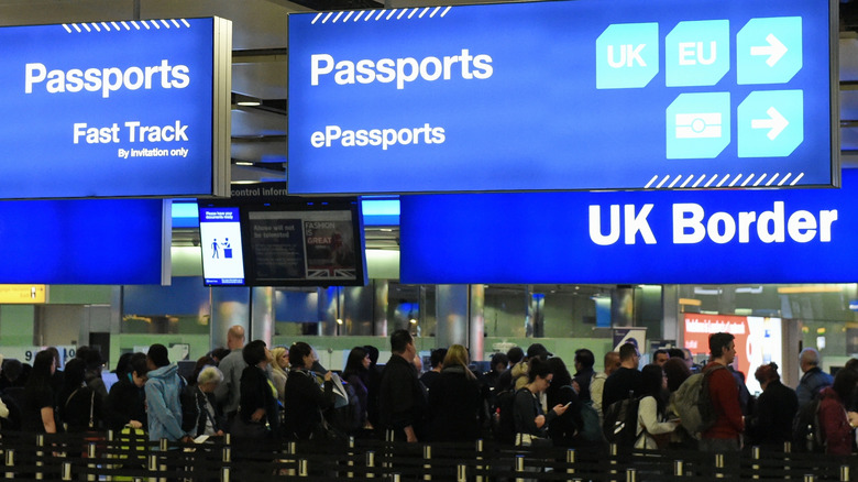 Queue in front of the ePassport gate at the UK border