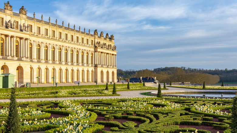 View of the exterior of the Palace of Versailles