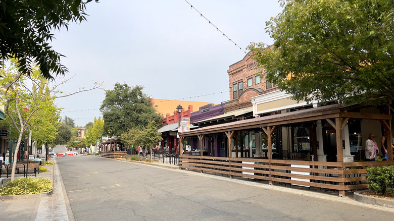 Folsom Historic District