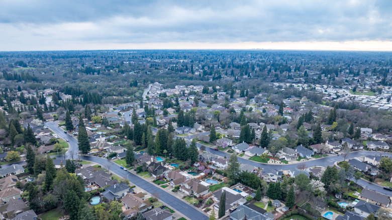 Aerial view of a residential area in Roseville, California