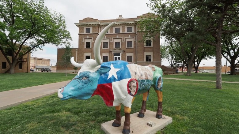 A colorfully painted cow in Plainview, Texas