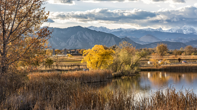 shot of a trail with mountain views near Broomfield, Colorado