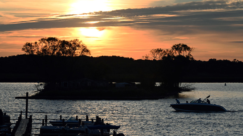 Blarney Island and boaters in Antioch, Illinois