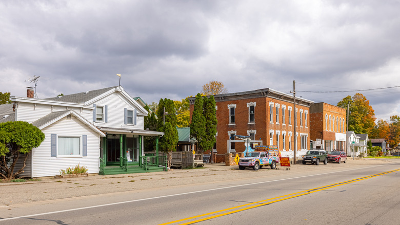 Buildings in the center of Allen, Michigan
