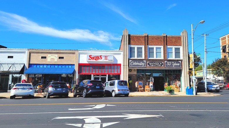 Shops located in downtown Graham, NC