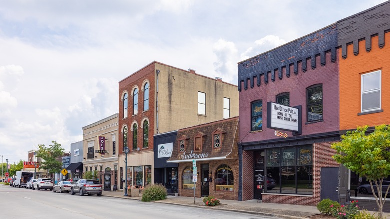 Old buildings along a road in Effingham, Illinois