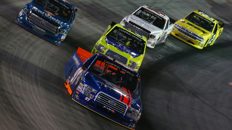Racing cars on the track at Kingsport Speedway