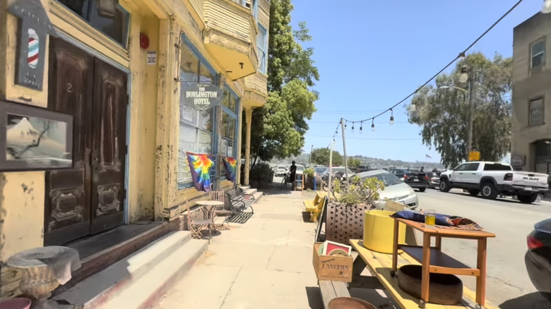 Historic buildings along Canyon Lake Drive in Port Costa, California