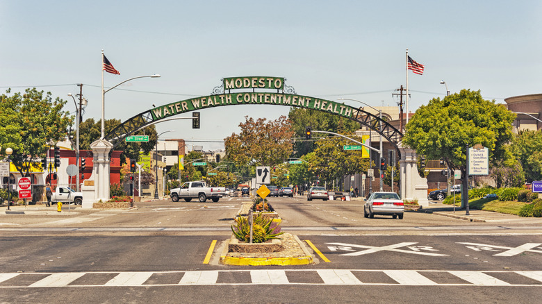 The Modesto Arch welcoming visitors to the city, California