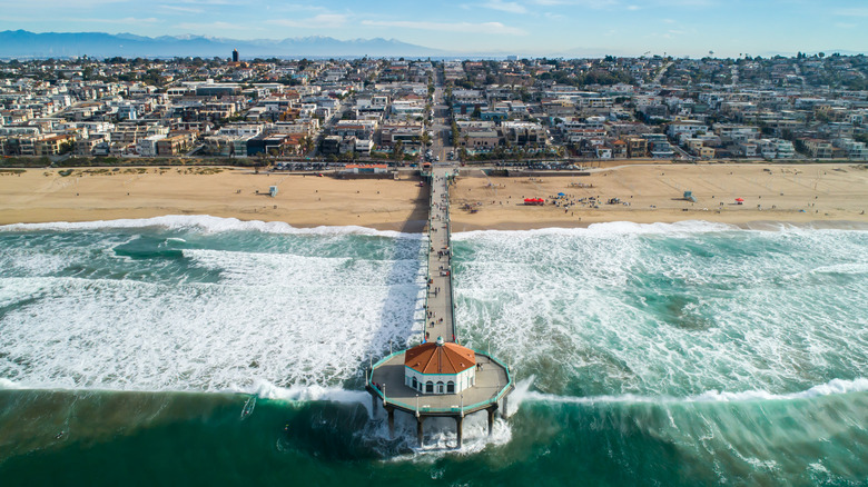 Manhattan Beach Pier, sandy beaches, and dense residential area in Manhattan Beach, California