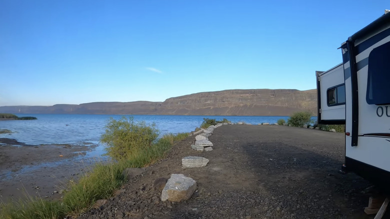 Camping near Banks Lake in Washington