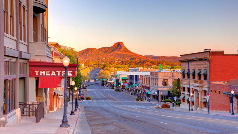 Mesa in the background of Prescott, Arizona