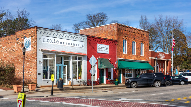 storefronts in the nearby suburb of Matthews