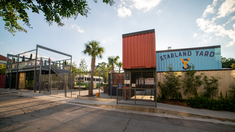 Starland Yard, a food court area in Savannah