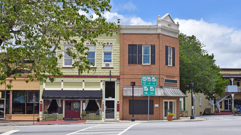 historic downtown area of Clarkesville Georgia