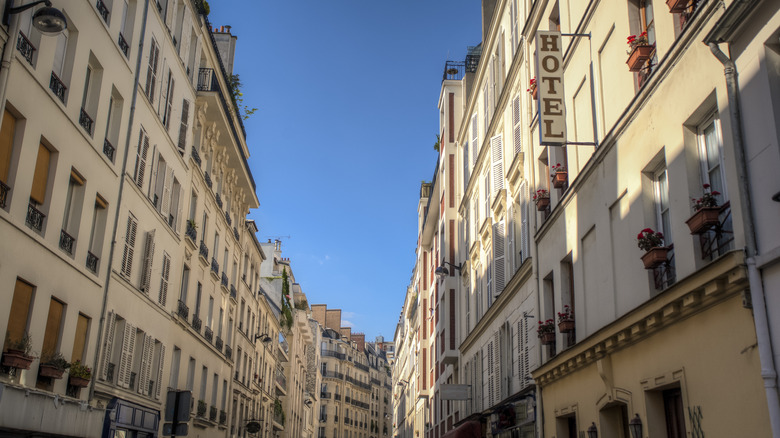 Rue Cler, Paris 