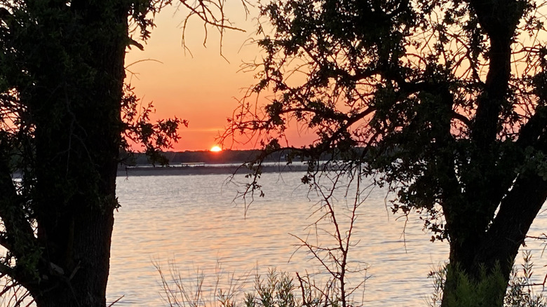 Oak Creek Reservoir in Texas during a sunset