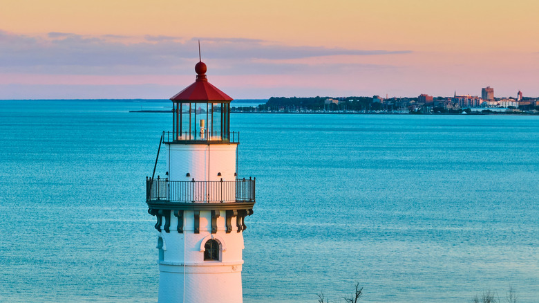 Wind Point Lighthouse at sunset
