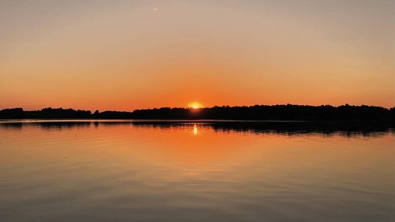 A sunset view of Northern Lights Resort in Richville, Minnesota