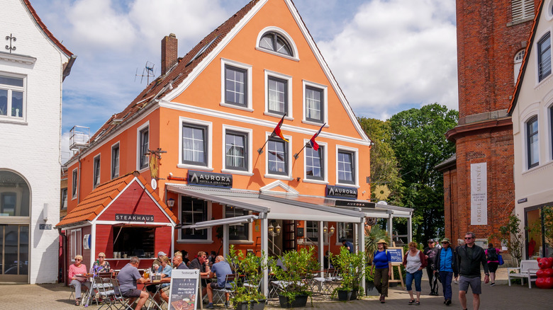 tourists walking in Kappeln