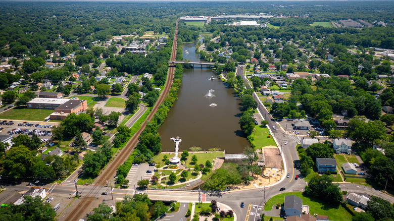 River flowing through Piscataway