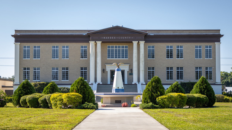 Hardee County Courthouse in Wauchula, Florida