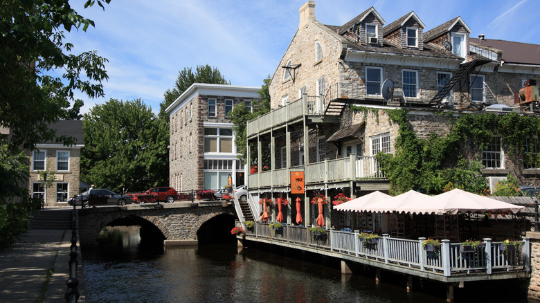 Exterior of Mex & Co on the riverside in Perth