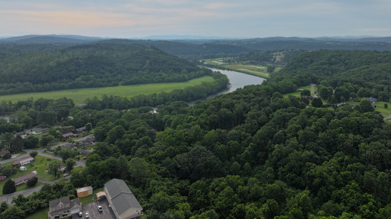 the Mountains and New River around Radford, Virginia