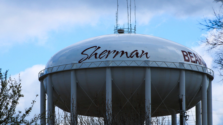 A water tower in Sherman, Texas