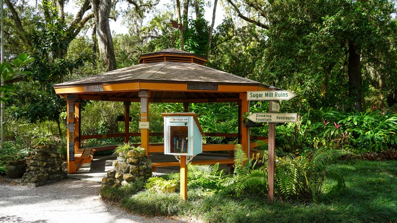 Dunlawton Sugar Mill Gardens in Port Orange, Florida