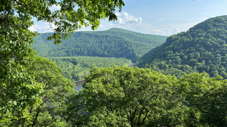 Green mountains and river in Laurel Highlands
