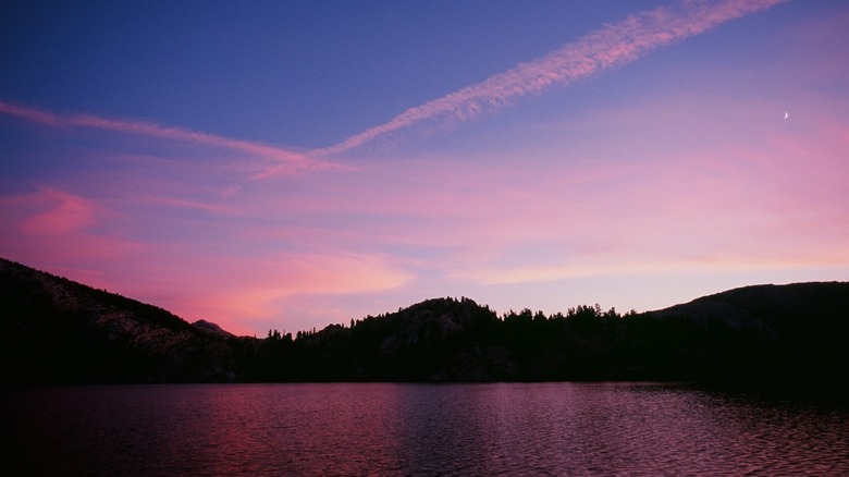 Peeler Lake with the sun low in the sky