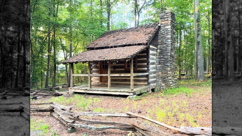 Historic cabin in Kings Mountain State Park