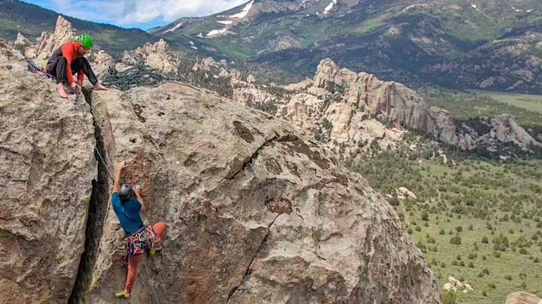 Climbers scaling route at Castle Rocks