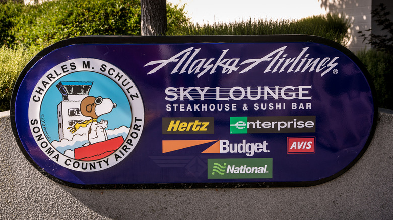 Logo and welcome sign of Charles M. Schulz-Sonoma County Airport