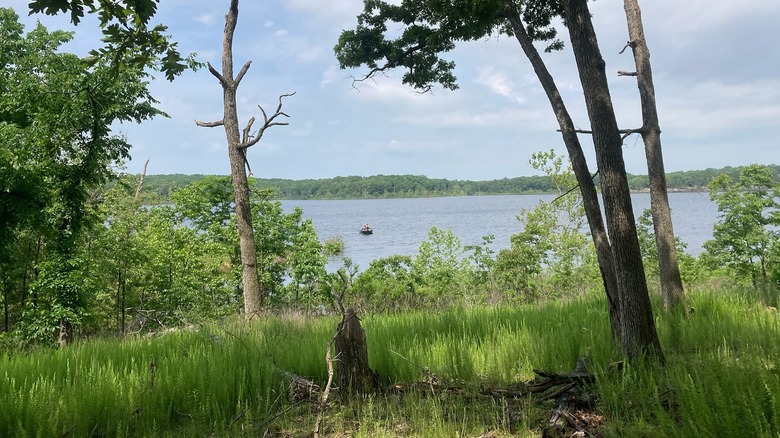 Boat on Pomme de Terre Lake