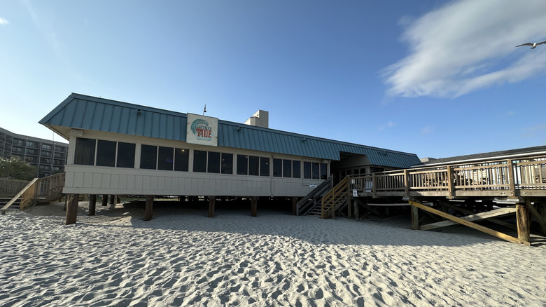 Exterior of Southern Tide Bar & Grill