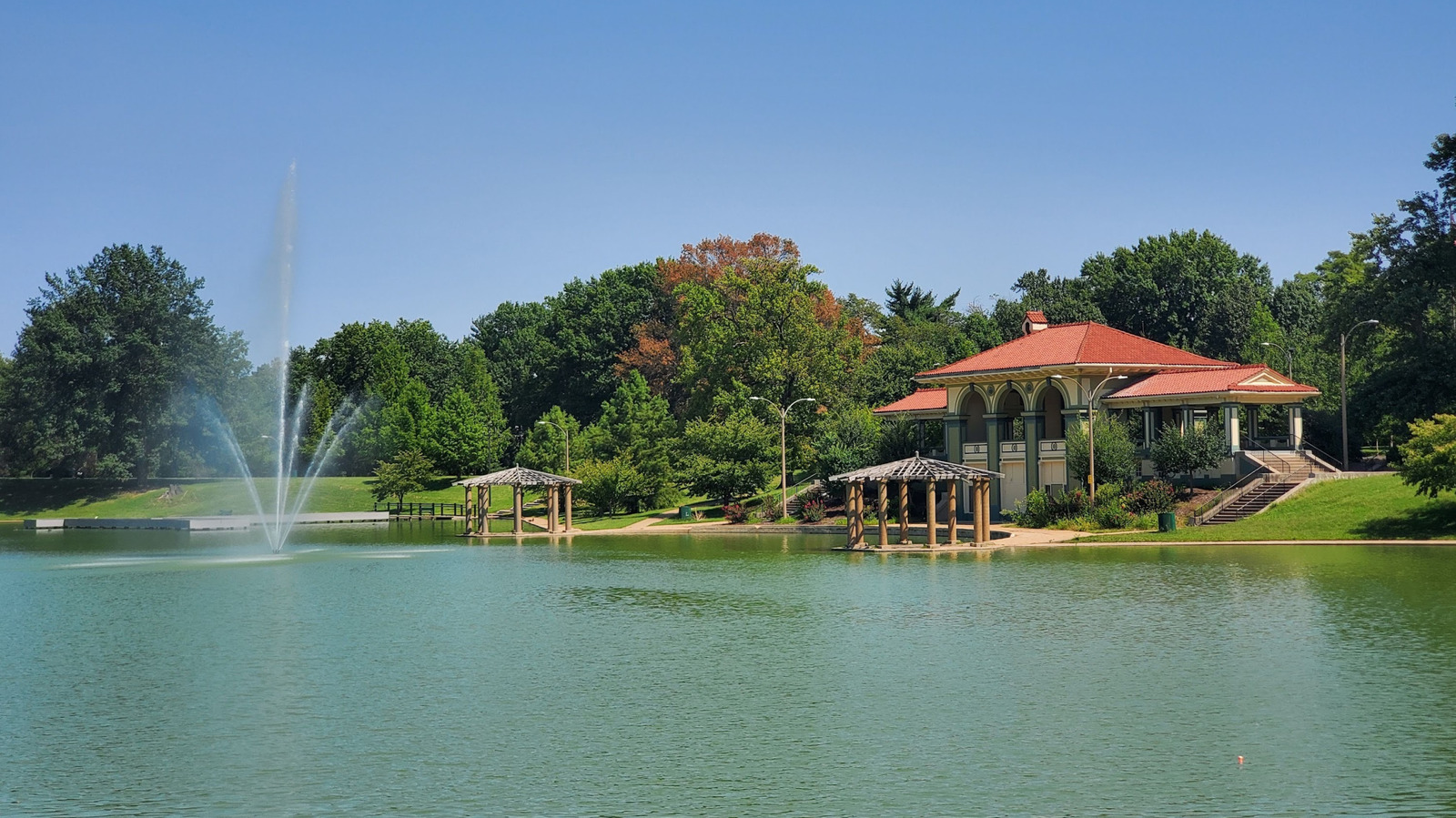 St. Louis' 3rd-Largest Park Has A Sinkhole-Turned-Lagoon With Fishing And Pleasant Trails