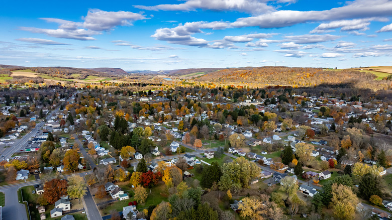 The village of Homer, New York, with fall leaves